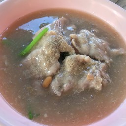 ราดหน้าเส้นใหญ่