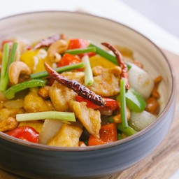 ไก่ผัดเม็ดมะม่วงหิมพานต์