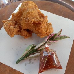 ไก่ทอดเสือพัทยา ตลาดทรัพย์อนันต์