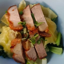 เกี๊ยวหมูกรอบ