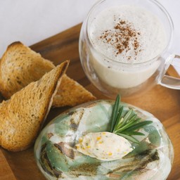 ซุปเห็ด ขนมปังซาวโดวจ์