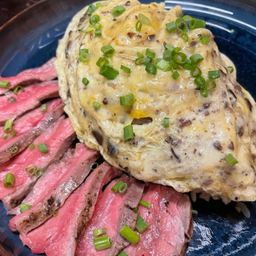 ข้าวผัดมันเนื้อย่าง