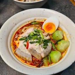 ฉุยฉาย ต้มยำเตี๋ยวแห้ง (ChuiChai Tomyum) รัชโยธิน