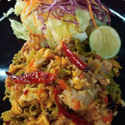 หมี่หยกผัดไทย