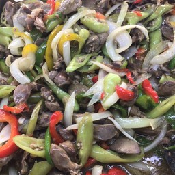 เครื่องในไก่ผัดพริิกสด