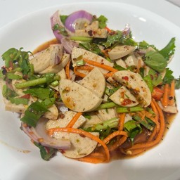 ยำหมูยอ