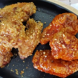 Fried Chicken - 2 Flavors, 7 pcs (ไก่ทอด 2 รส, 7 ชิ้น)