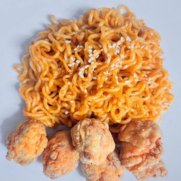 [อร่อยซ่ากับโค้ก] มาม่าเกาหลี + ไก่ป๊อป +  โค้ก ออริจินัล (กระป๋อง)
