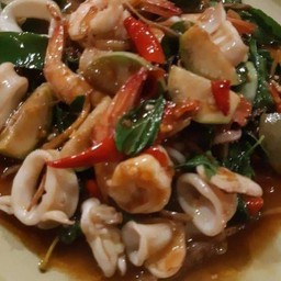 ผัดขี้เมาทะเล