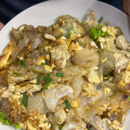 ก๋วยเตี๋ยวคั่วไก่