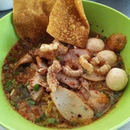 เตี๋ยวหมูต้มยำ