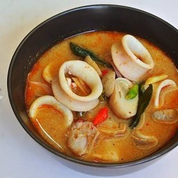 ต้มยำปลาหมึก+กุ้งน้ำข้น