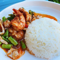 ข้าวพริกแกง