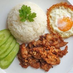 หมูกระเทียม