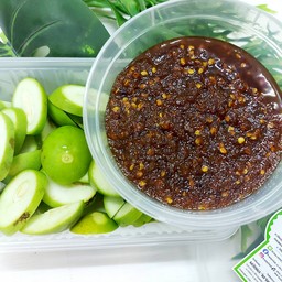 กะปิโหว่สูตรโบราณ  + มะม่วงเบาสด  จากราคา 120 เหลือ100