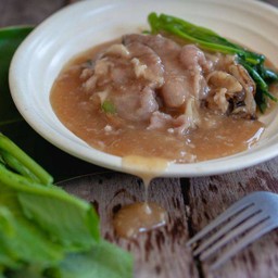 ราดหน้าหมู