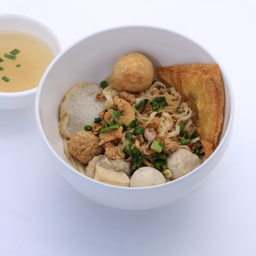 ก๋วยเตี๋ยวแห้ง