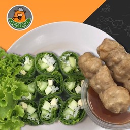 แหนมเนืองโรล