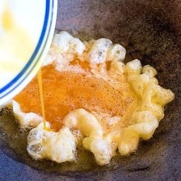 ไข่เจียว ฟูกรอบ 1 ฟอง