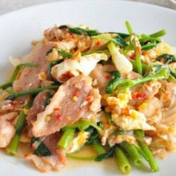 สุกี้แห้งหมู