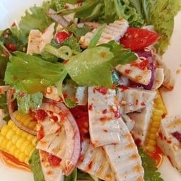 ยำหมูยอใส่ข้าวโพด