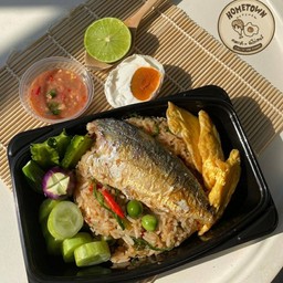 ข้าวผัดน้ำพริกกะปิปลาทู