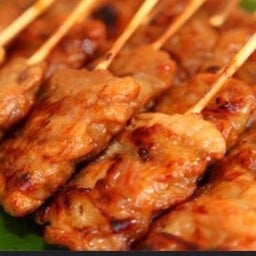 หมูปิ้งนมสด Byคุณแนน