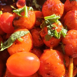 ลูกชิ้นปิ้งเฮียเวียนน้ำจิ้มรสเด็ดสูตรพ่อน้อย(หลังเวล)