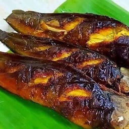 ส้มตำสามแยกแม่ตุ่ม สาขาขามเรียง