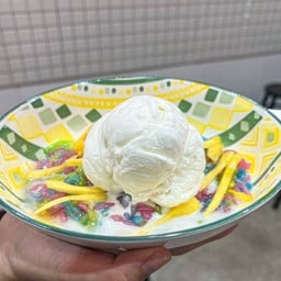 ไอติมกะทิลอดช่องสิงคโปร์