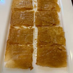 29. โรตีทิชชู่นมน้ำตาล