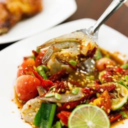 ยำกุ้งสด