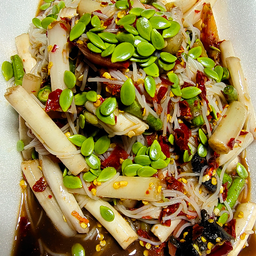 ตำ (ซั่วไหลบัวปูปลาร้า)