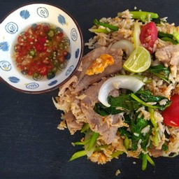 ข้าวผัดหมูโบราณ