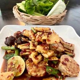 ตำหน่อไม้หมูยอ