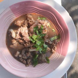 ต้มแซบเนื้อ