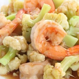 ผัดดอกกะหลำกุ้งราดข้าว