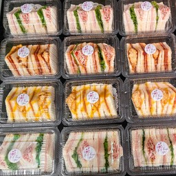 set box จัดเบรค แซนวิชกินเป็นคำ (10 ชิ้น)