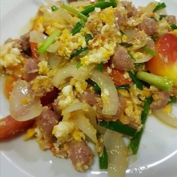 ข้าวแหนมผัดไข่ทรงเครื่อง