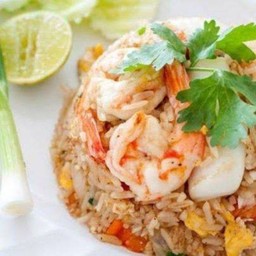 ข้าวผัดทะเล