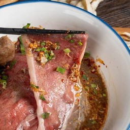 ก๋วยเตี๋ยวเรือวากิว พรีเมียม