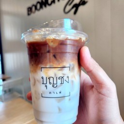 ลาเต้กะทิเย็น