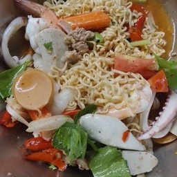 มา กิน ยำ แซ่บ