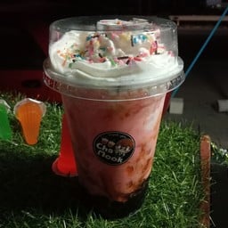 สตอเบอรี่นมสดปั่น