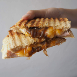Ham Cheese and Caramel Onion Sandwich (Reccomend Lineman)