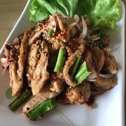 จิ้มจุ่มริมทาง