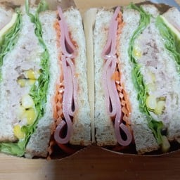 แซนวิช ทูน่า+โบโลน่า+แฮม