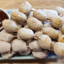 กล้วยทอดสูตรกลอย (ไม่อร่อยให้ถีบ) (ด้านข้าง 7-11 รหัสสาขา 06165)