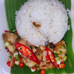 หมูกรอบผััดพริกเกลือ