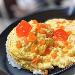 ไข่เค็มเจียวราดข้าว